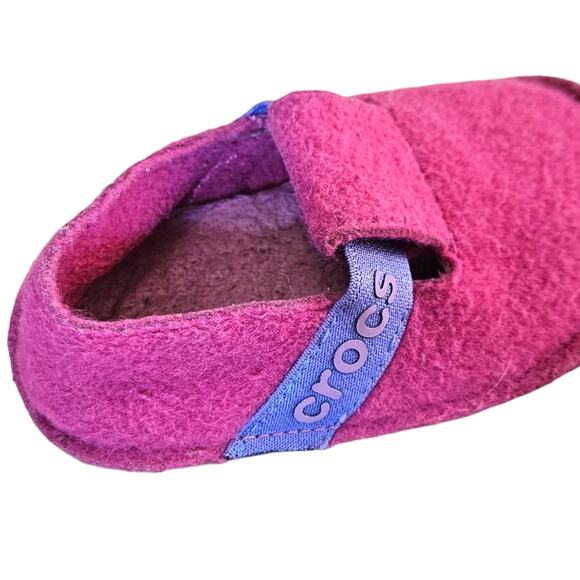 Crocs Toddler Felt Slip-On Shoes Pink Purple Comfort Casual Slippers Size 7 - Picture 5 of 8